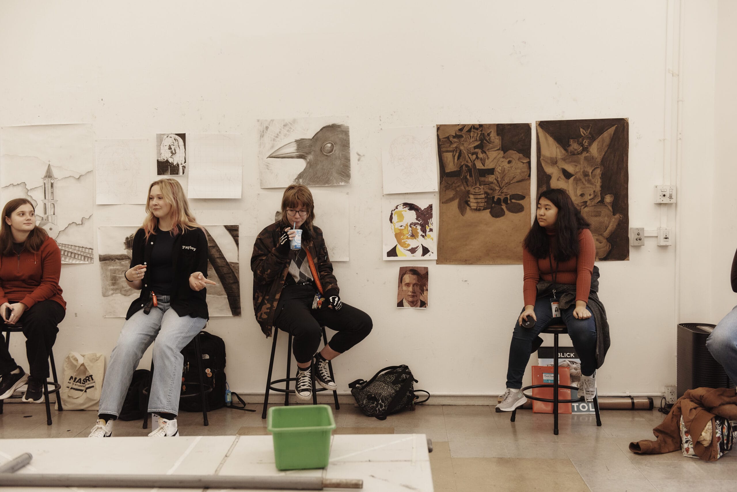 Studio for Drawing (Student Foundation) class in South 209 with Keith Washington.