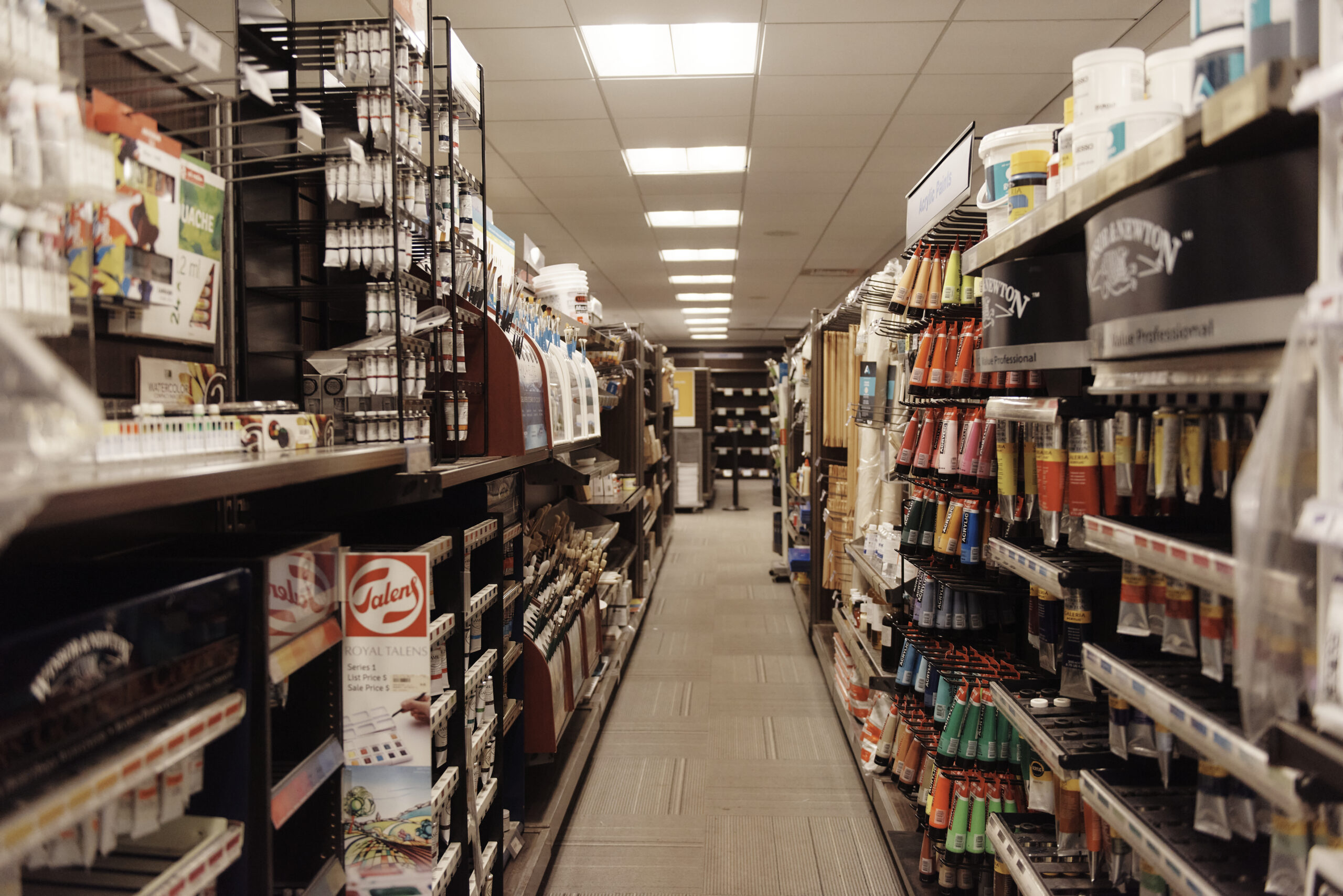 Art Supply &amp; Bookstore - Massachusetts College of Art and Design 