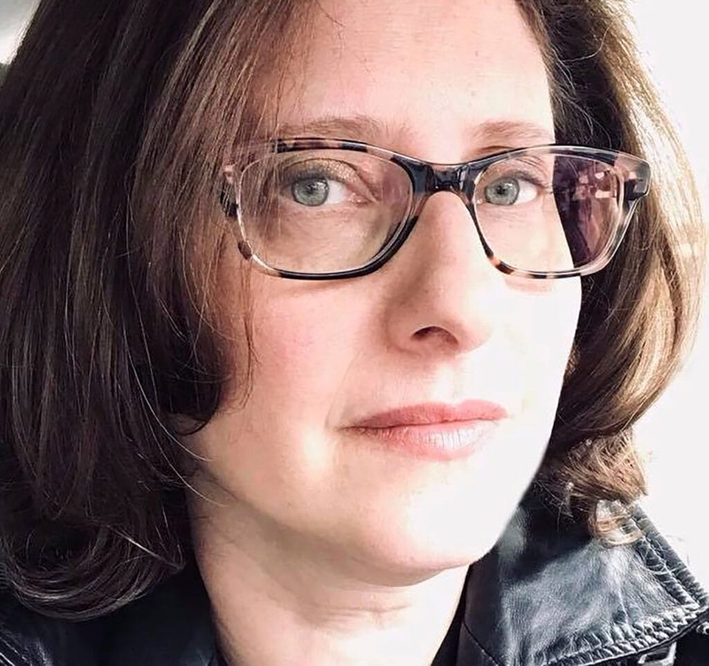 Photo of Lisa Rosowsky