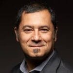 Headshot of José dos Santos